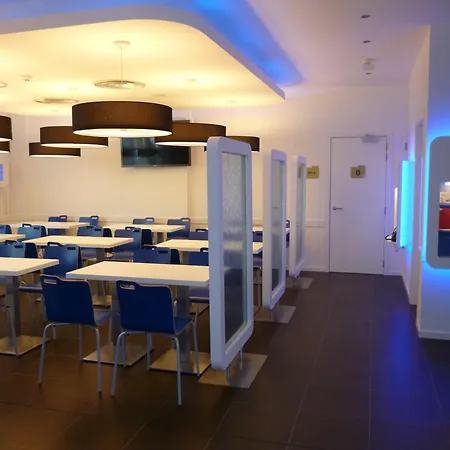 Hotel Ibis Budget 2*
