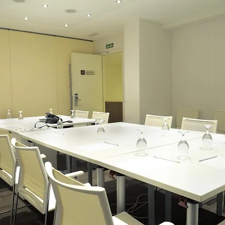 酒店 莱里达宜必思快捷酒店