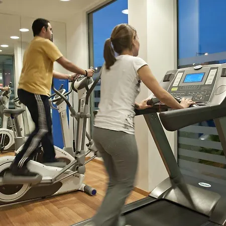 莱里达宜必思快捷酒店 2* 莱里达